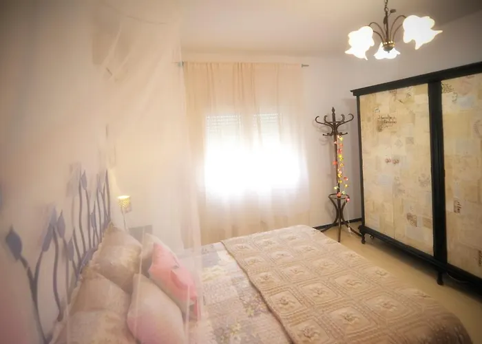 La Casina De Micaela